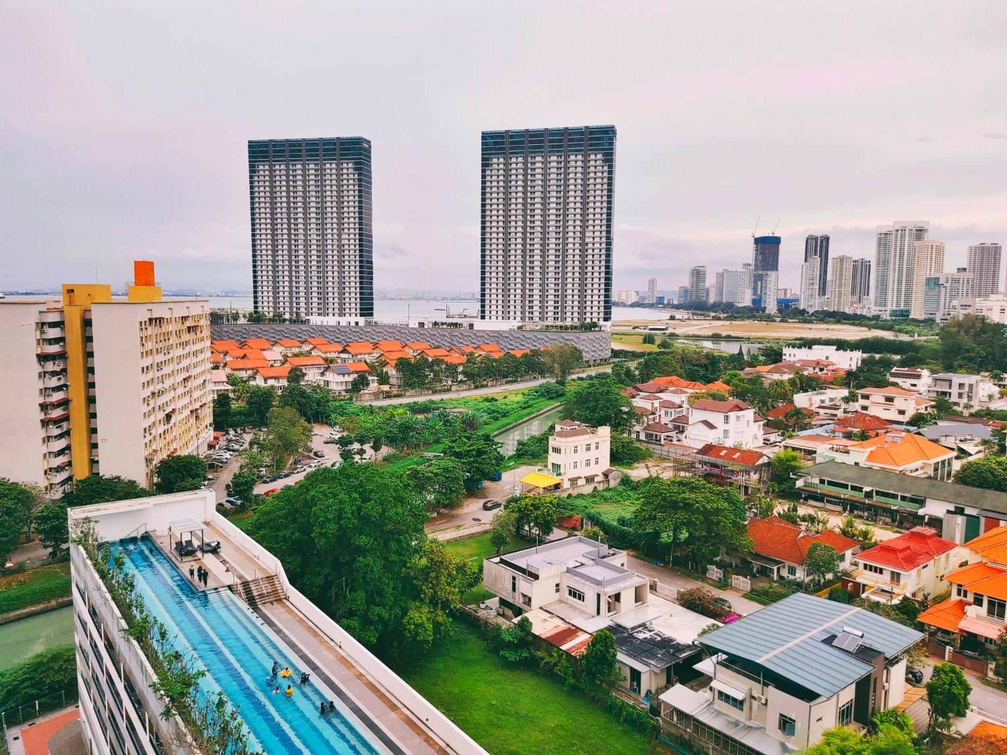 The Landmark By Katana 3Br To 4Br Luxury Seaview Landmark Homestay At Gurney 15-16Pax 无敌海景套房 Tanjung Tokong Luaran gambar