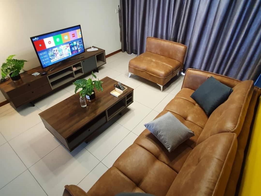 The Landmark By Katana 3Br To 4Br Luxury Seaview Landmark Homestay At Gurney 15-16Pax 无敌海景套房 Tanjung Tokong Luaran gambar