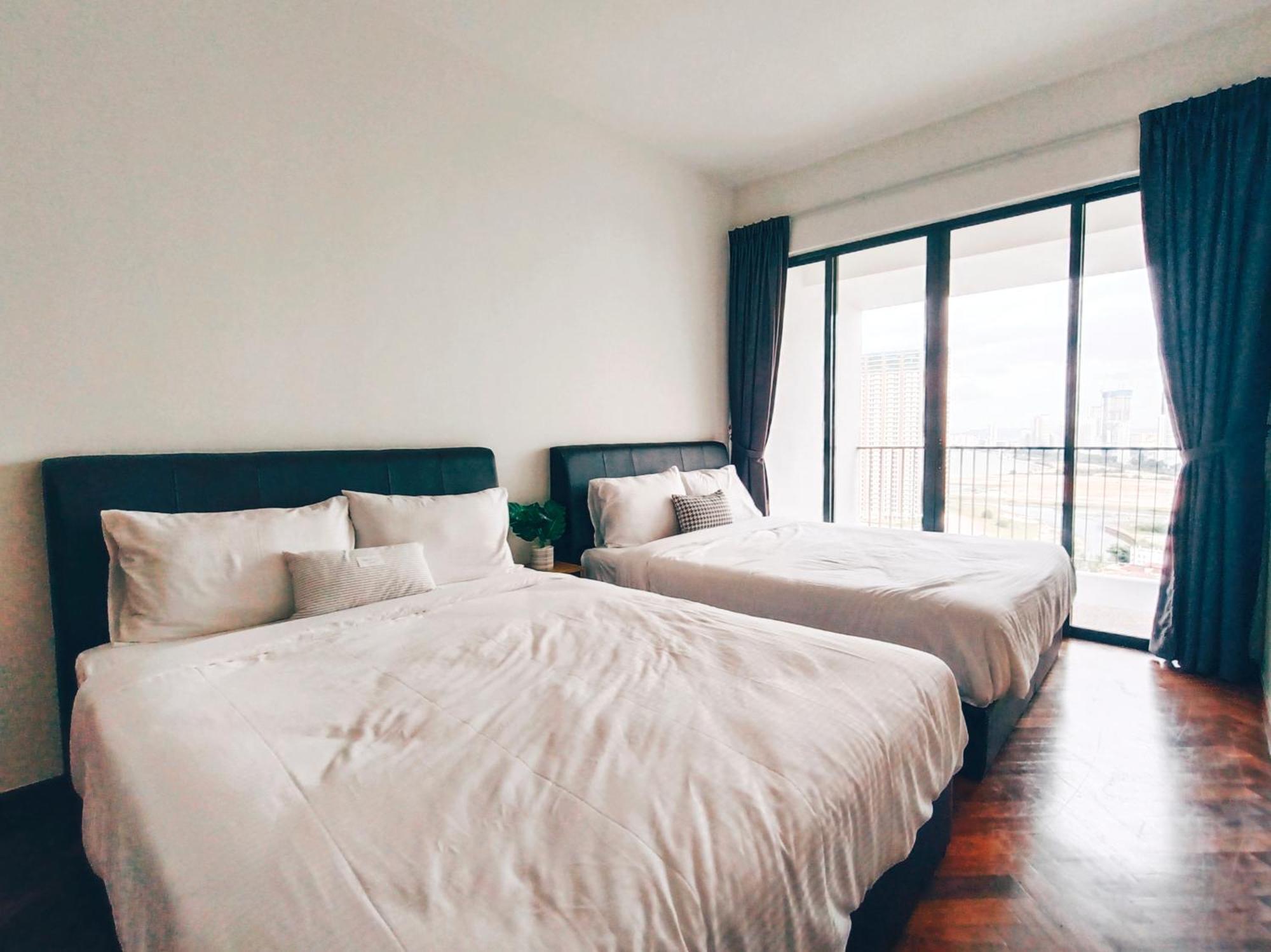 The Landmark By Katana 3Br To 4Br Luxury Seaview Landmark Homestay At Gurney 15-16Pax 无敌海景套房 Tanjung Tokong Luaran gambar